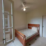 Casa Espacosa Com Piscina E Churrasqueira - Ilhabela
